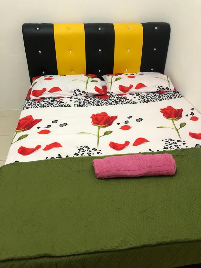 Hasnifana Homestay Seri Iskandar Dış mekan fotoğraf